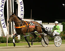 Tony Herlihy Returning to scale after winning the 2008 Auckland Cup with Gotta Go Cullen